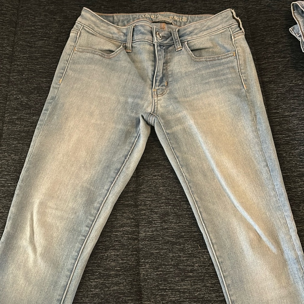 size 6 american eagle jeans